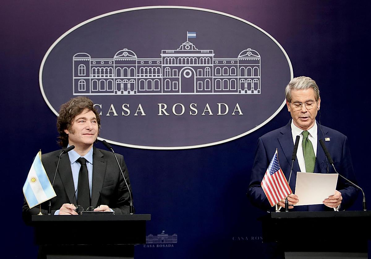 El secretario del Tesoro estadounidense, Scott Bessent, se reúne con Javier Milei en Buenos Aires