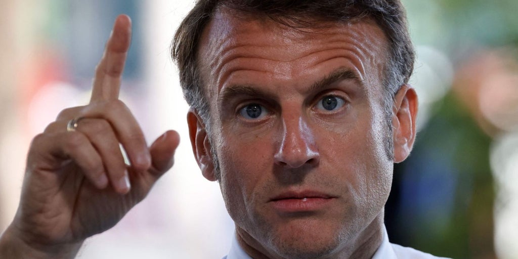 Macron «estudia» la posibilidad de convocar elecciones anticipadas