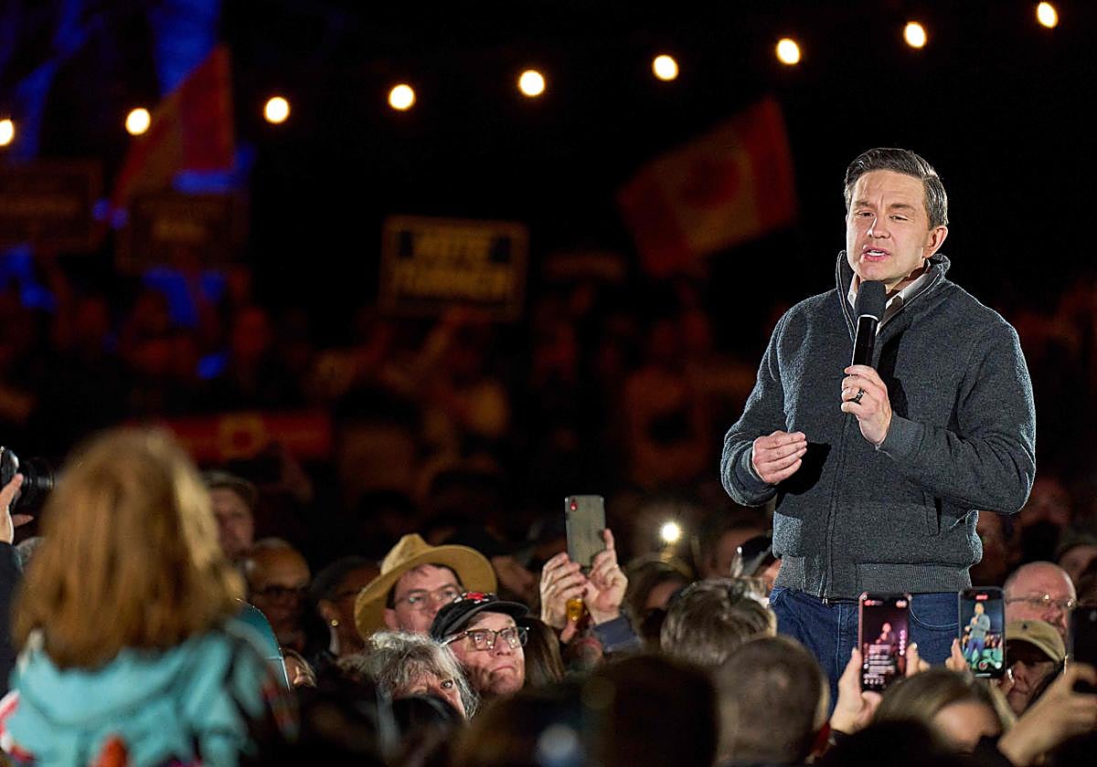 El líder conservador, Pierre Poilievre, cierra su campaña en Ottawa (Ontario)