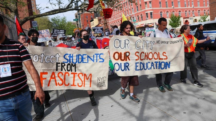 La Justicia de EE.UU. ordena liberar a un activista palestino de la Universidad de Columbia