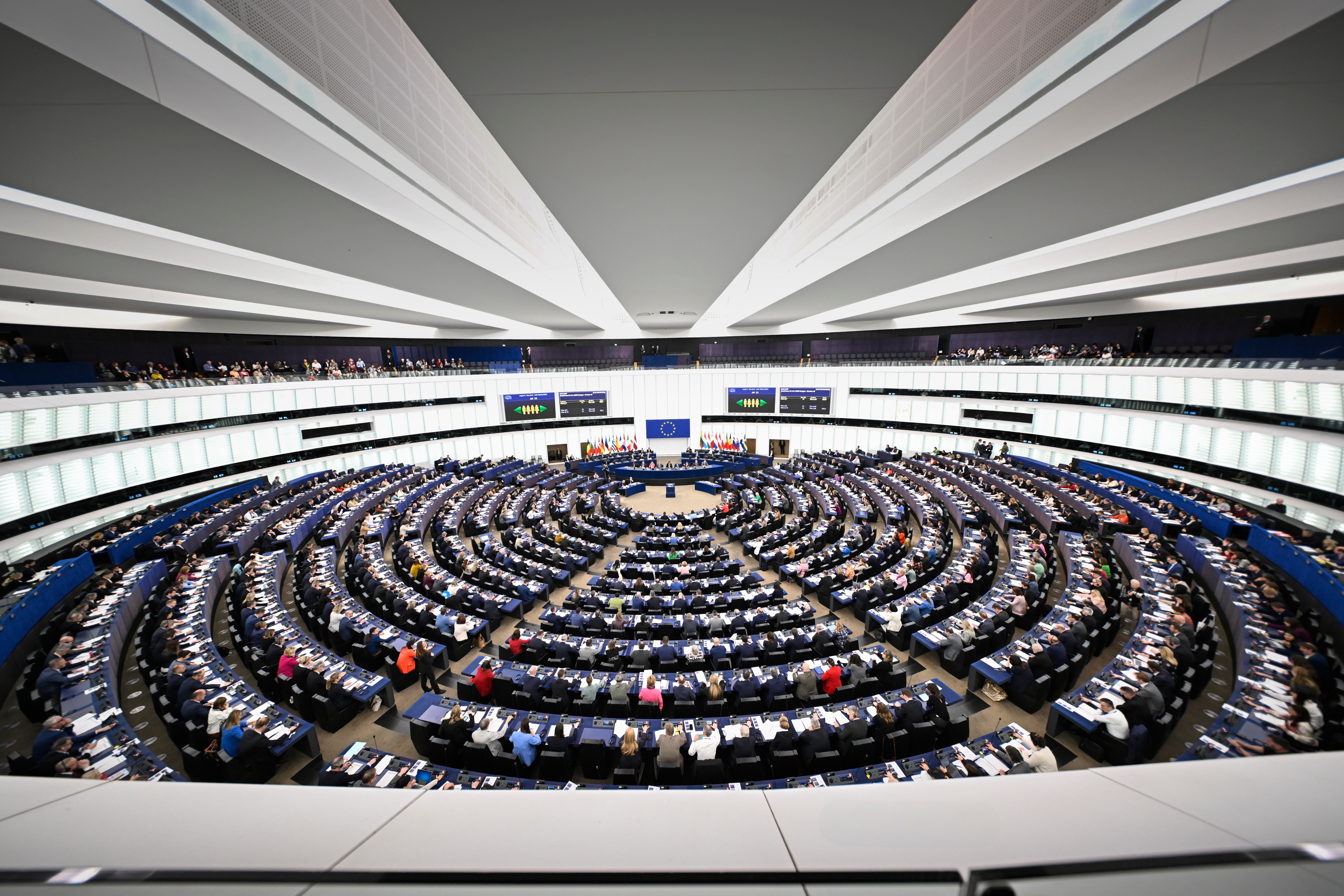 China despeja las relaciones con la UE al retirar sanciones a varios eurodiputados