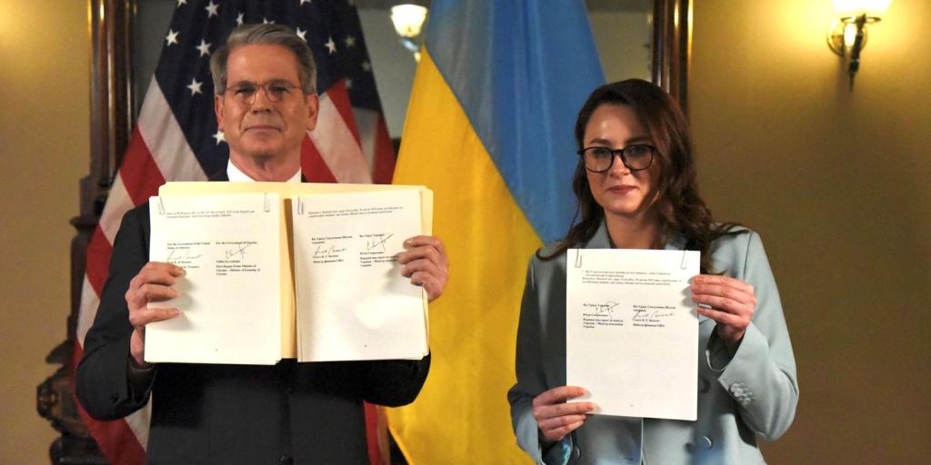 Un fondo de reconstrucción y una vía para comprar armas: las ventajas para Ucrania del acuerdo de minerales con EE.UU.
