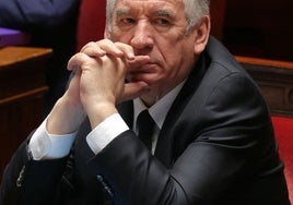 El primer ministro de Francia propone un referéndum para sacar adelante su plan de reforma económica