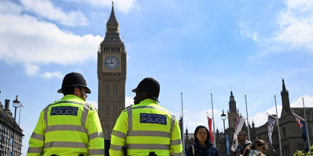 La Policía detiene a ocho personas por terrorismo en Reino Unido en dos líneas de investigación separadas