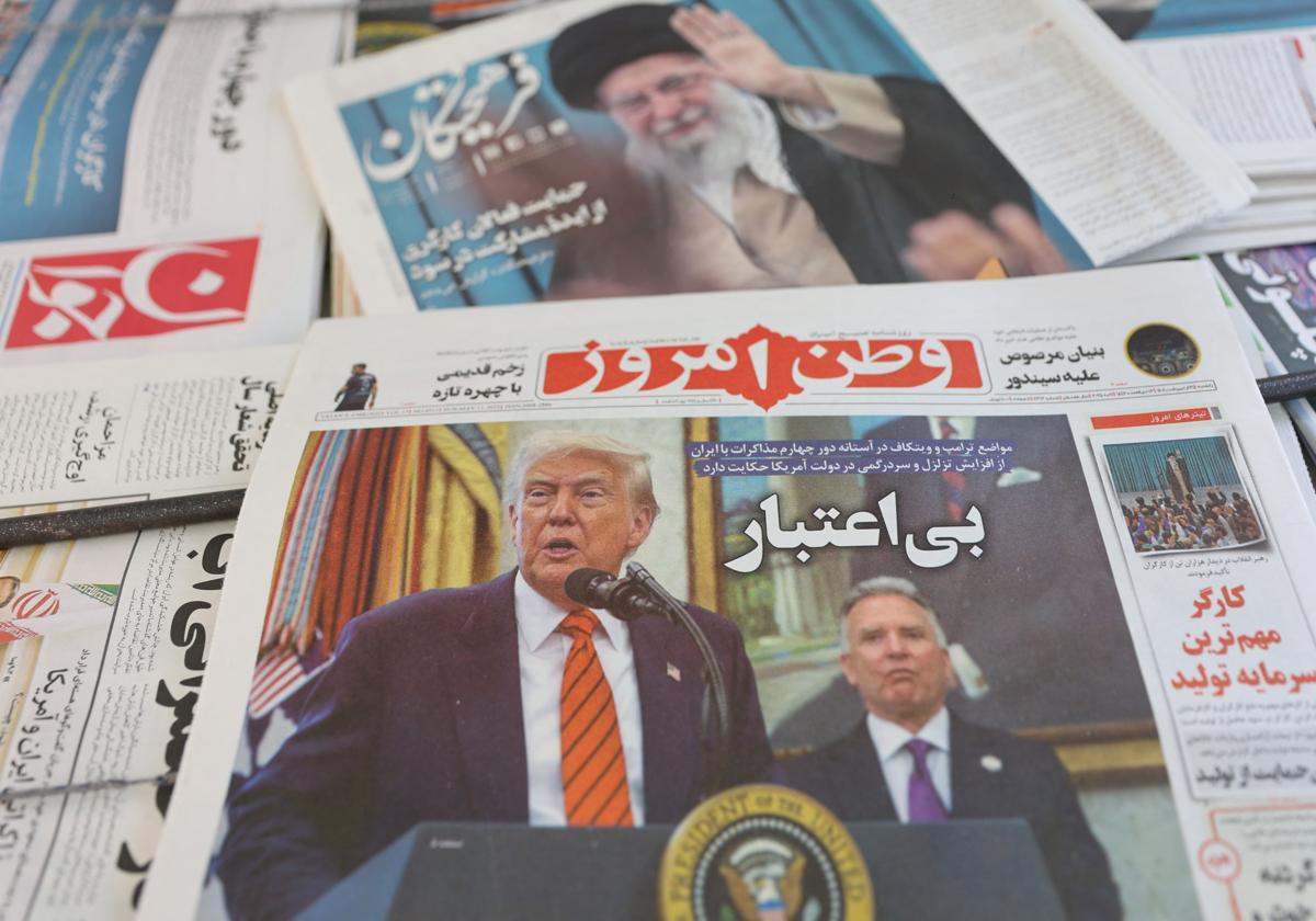 Un periódico iraní que saca en portada al presidente Trump y a su enviado a las negociaciones Steve Witkoff