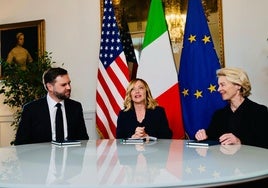 El vicepresidente de EE.UU., J.D. Vance; la primera minsitra italiana, Giorgia Meloni, y la presidenta de la Comisión Europea, Ursula von der Leyen