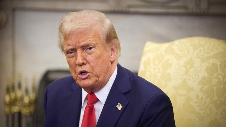 Trump anuncia negociaciones entre Rusia y Ucrania tras una llamada de dos horas con Putin, sin avances concretos
