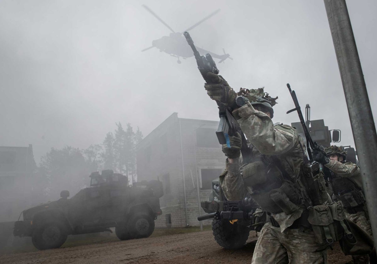 Ejercicios de la 16ª unidad mecanizada del Ejército polaco junto a ejércitos aliados cerca de la frontera con Rusia