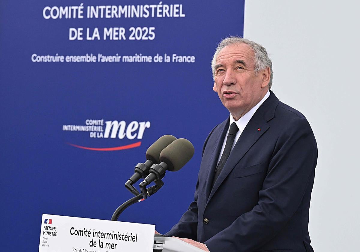 El primer ministro Bayrou anuncia recortes por 40.000 millones de euros para sanear las cuentas de Francia