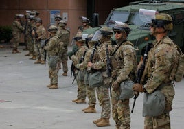 La Guardia Nacional comienza su despliegue en Los Ángeles contra las protestas y el Pentágono amenaza con enviar a los Marines