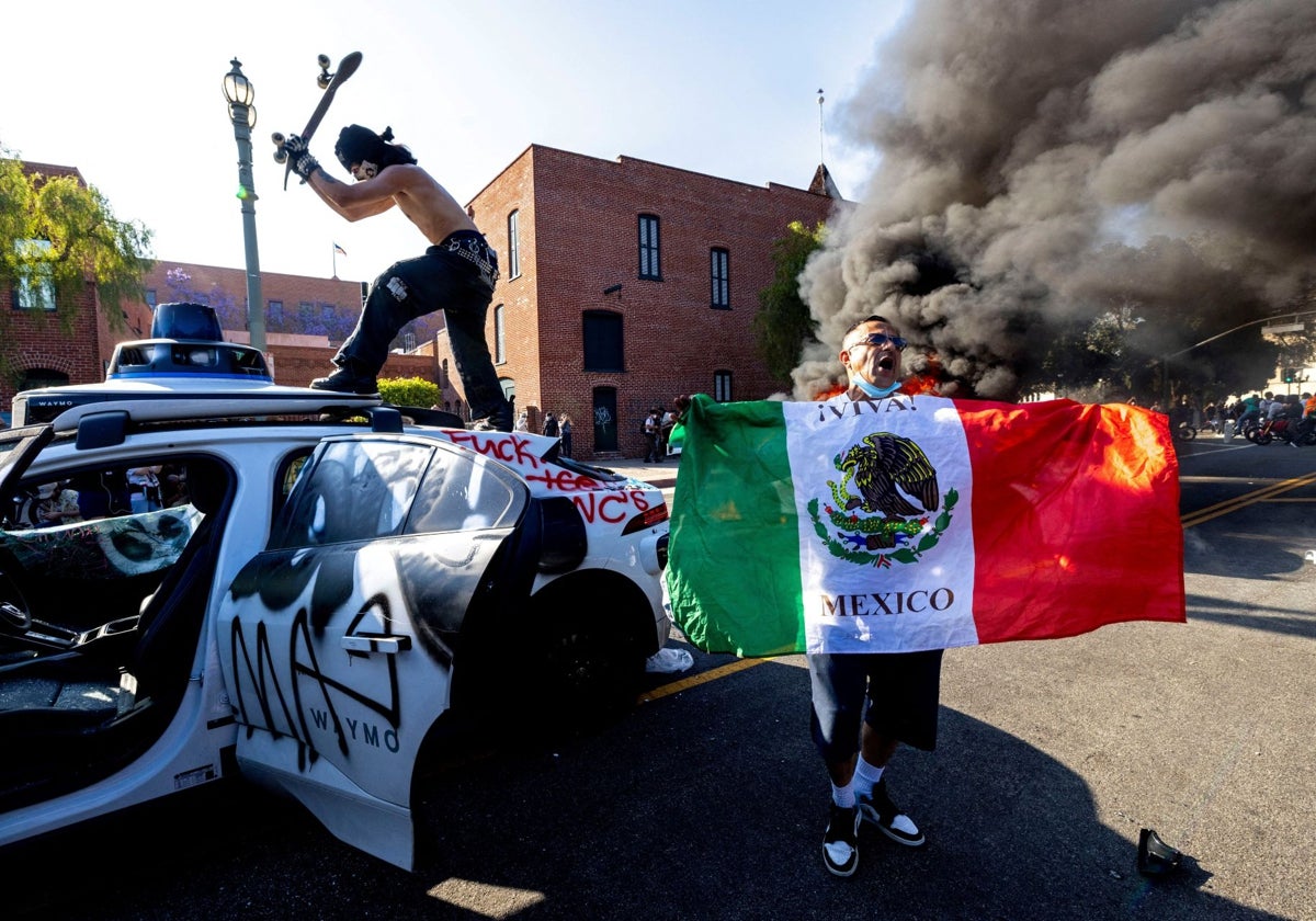 Protesta tras múltiples detenciones en el centro de Los Ángeles
