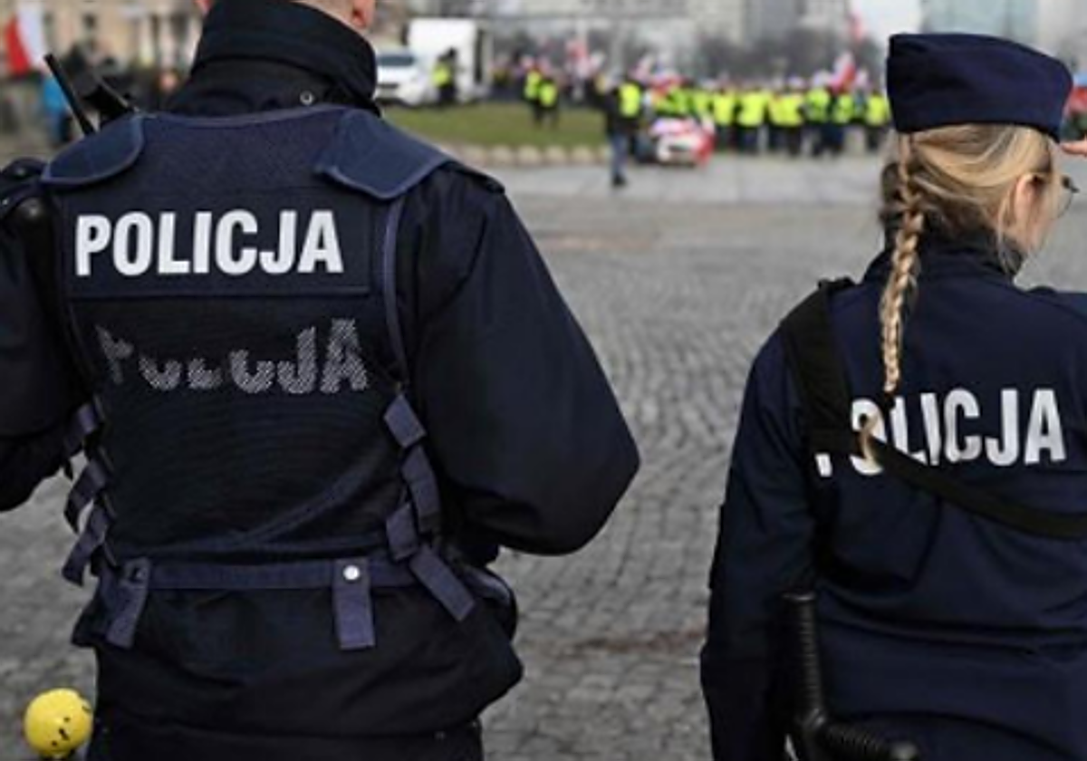 Dos policías en una imagen de archivo.