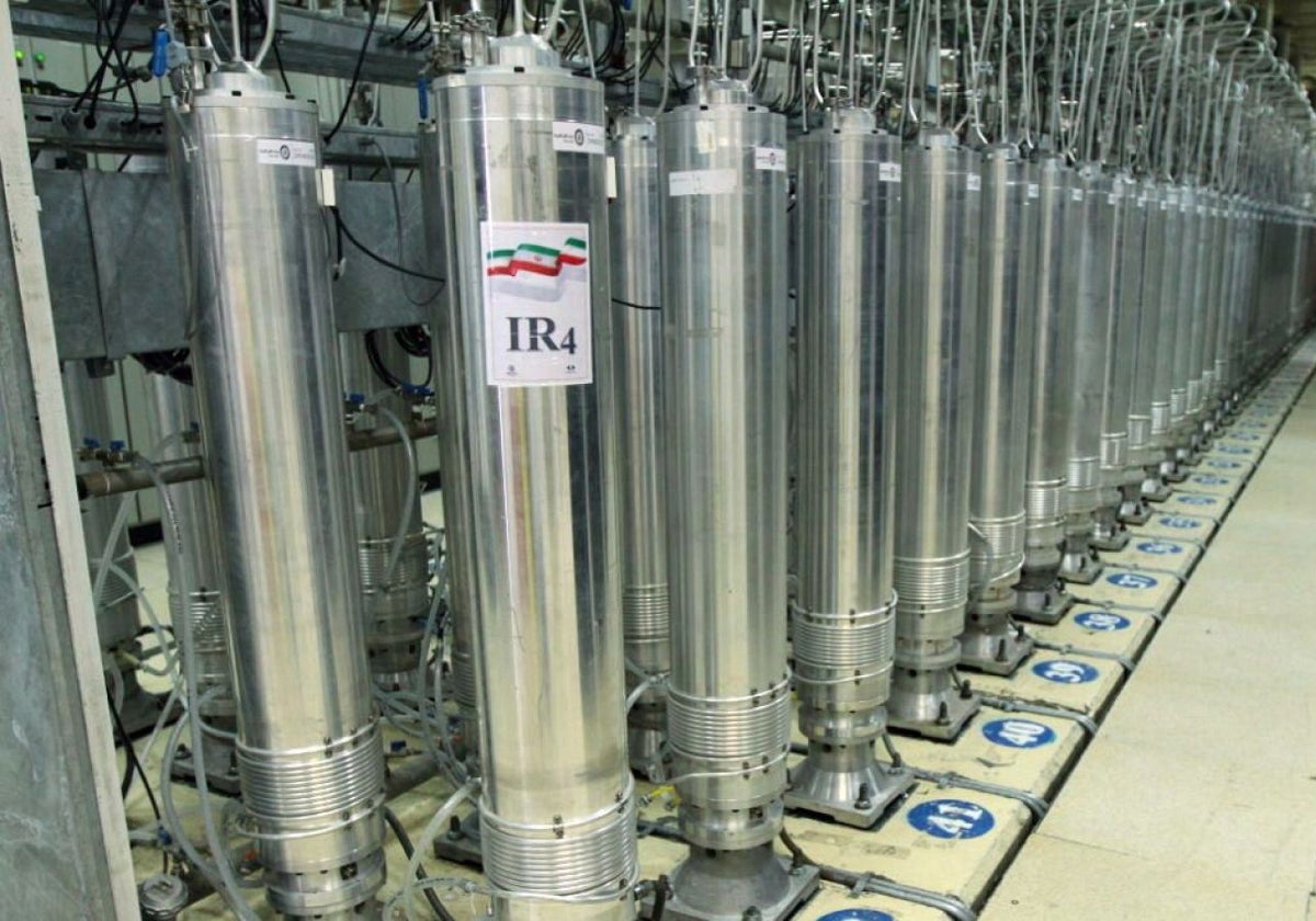 Irán responde a la presión militar y diplomática con un órdago nuclear