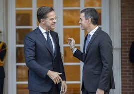 La OTAN desmiente a Sánchez e insiste en que «España necesita gastar un 3,5% para alcanzar el objetivo»