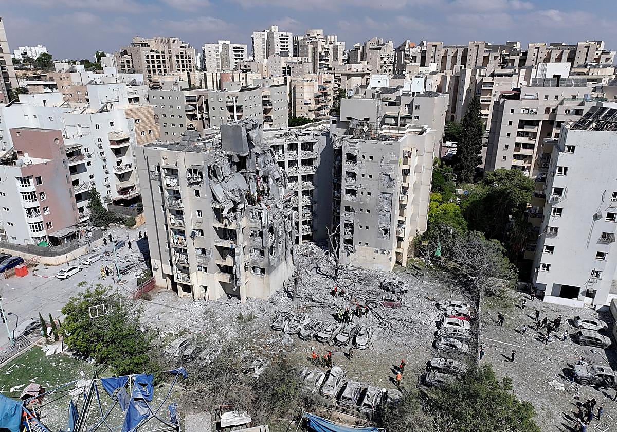 Israel denuncia un ataque con misiles iraníes sobre el sur del país, previo la entrada en vigor del alto el fuego