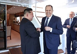 Kim Jong-un recibe al ministro de Exteriores ruso para estrechar su alianza en la guerra de Ucrania
