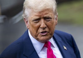Trump dice que no está «del lado de nadie» y que Zelenski no debe atacar Moscú