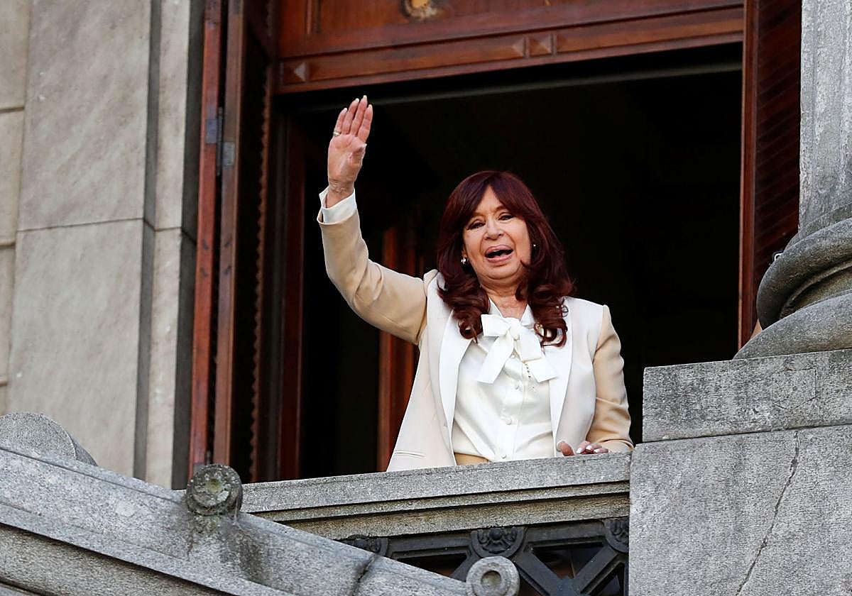 La exmandataria Cristina Fernández condenada a pagar junto a los demás implicados por el caso de corrupción 530 millones de dólares antes del 13 de agosto