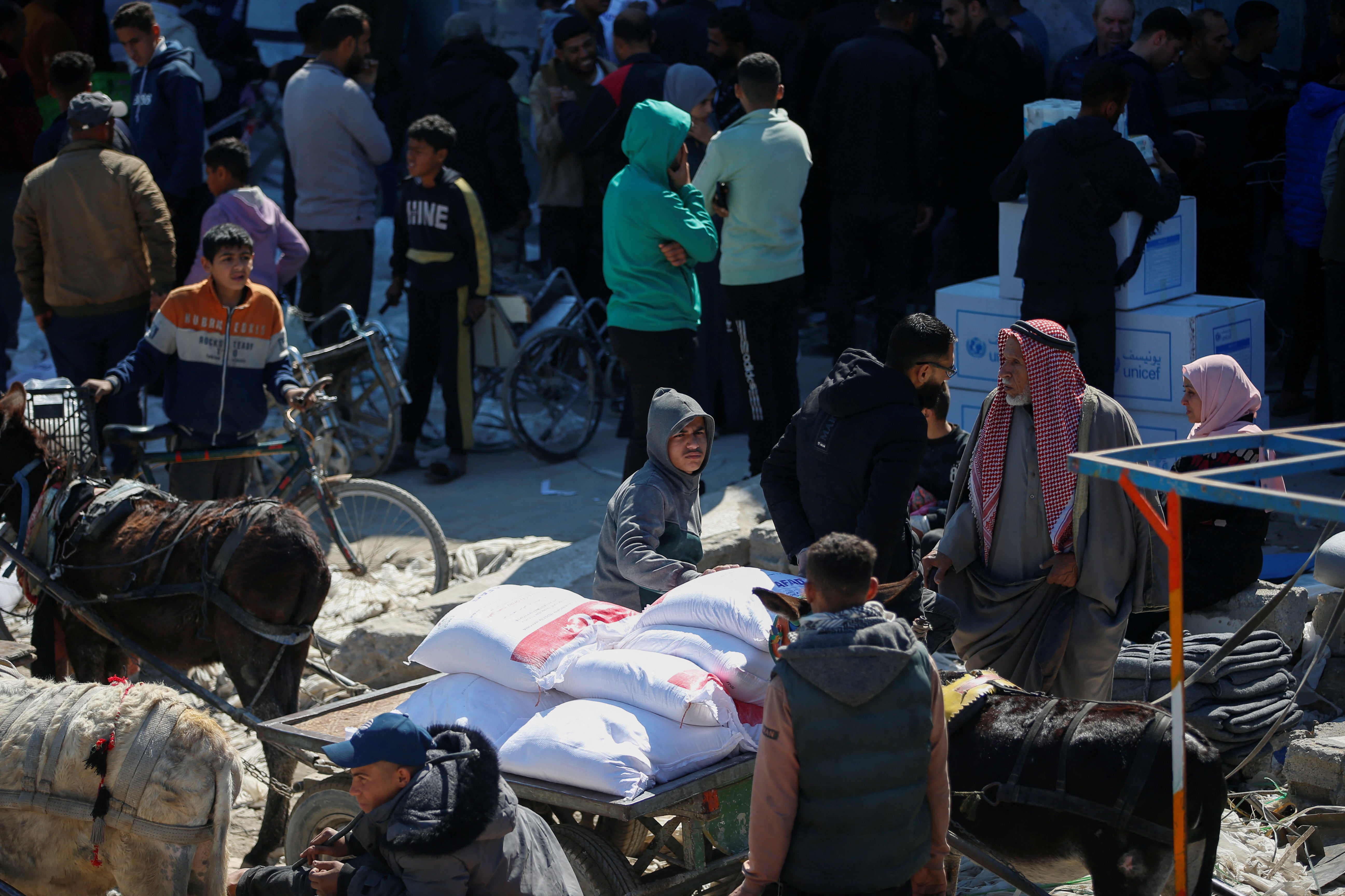 Un punto de distribución de ayuda en Gaza en una imagen de archivo