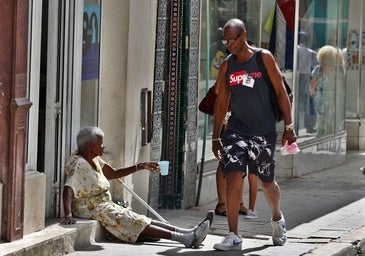 Cuba, la isla sin mendigos sumida en la pobreza