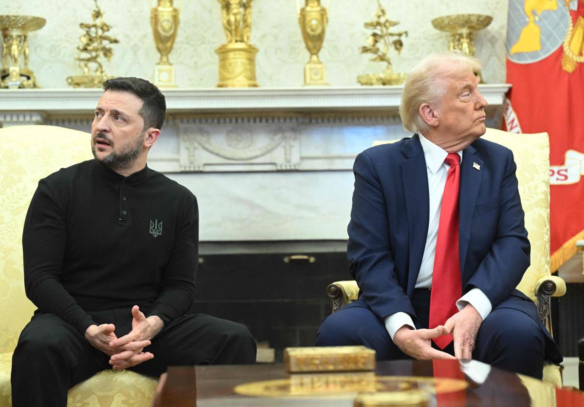 Los presidentes Donald Trump y Volodímir Zelenski en su reunión en la Casa Blanca en febrero