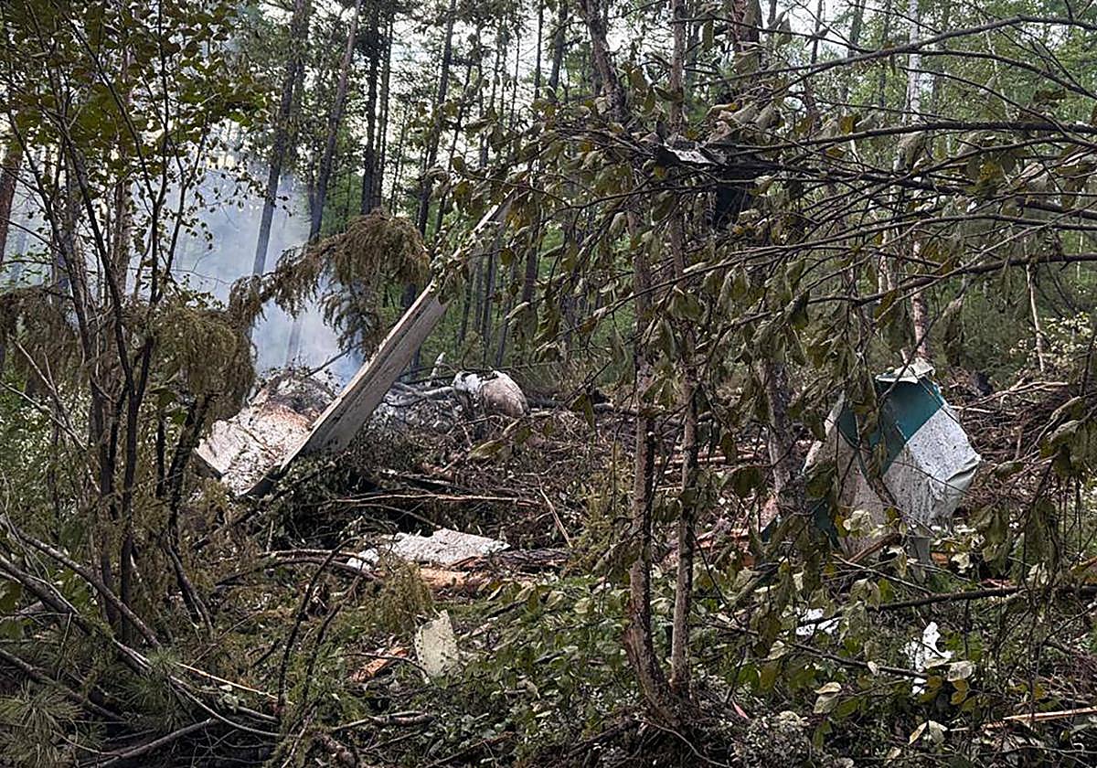 Lo que cree es el lugar del accidente del avión de pasajeros Antonov AN-24.