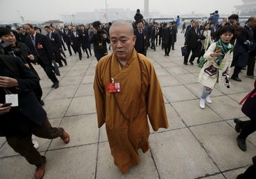 El abad del Templo Shaolin de China, investigado por malversación de fondos y «relaciones inapropiadas» con mujeres