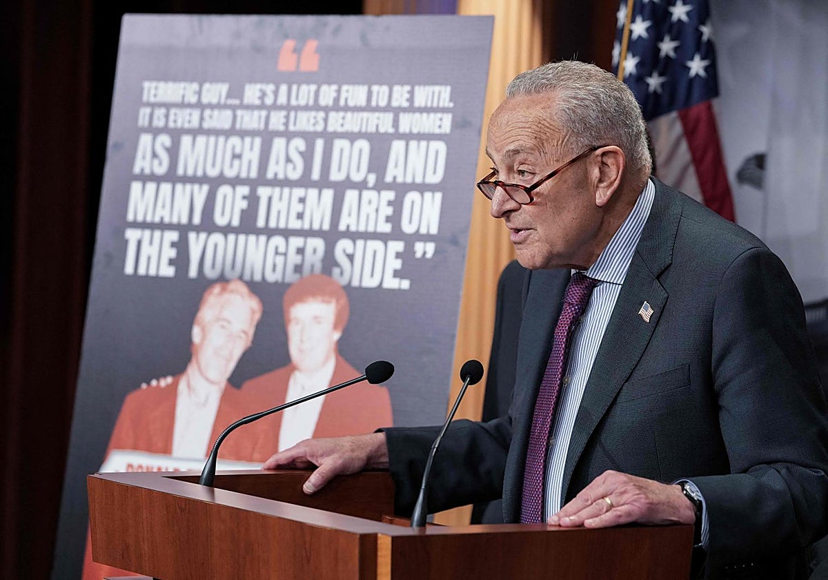 El líder de la minoría demócrata en la Cámara Alta, Chuck Schumer, este miércoles durante una rueda de prensa