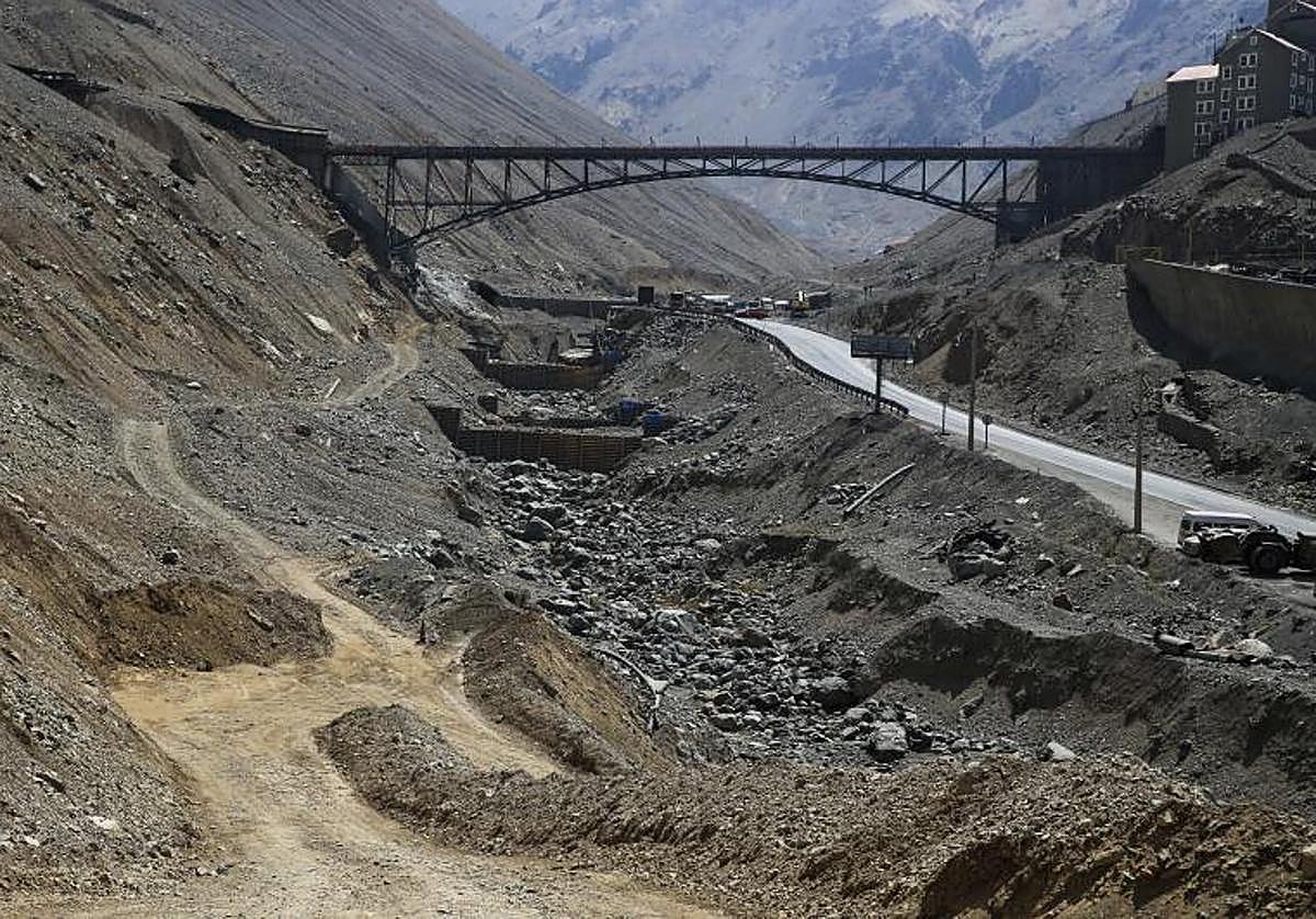 El Teniente, la mina subterránea más grande del mundo, ubicada en la cordillera de Los Andes