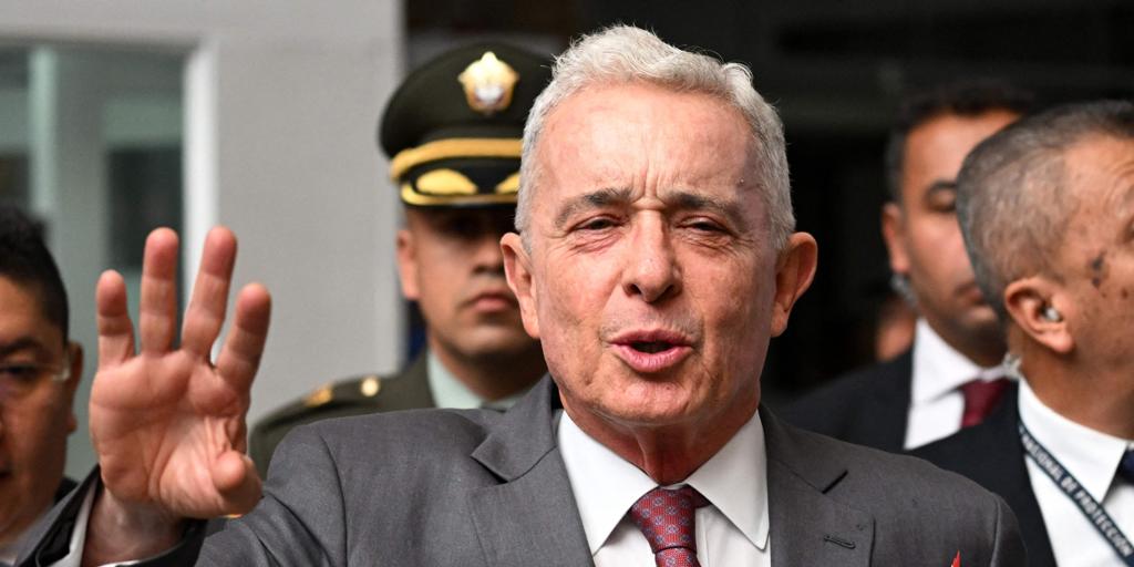 Uribe solicita la libertad mientras la Justicia resuelve su condena