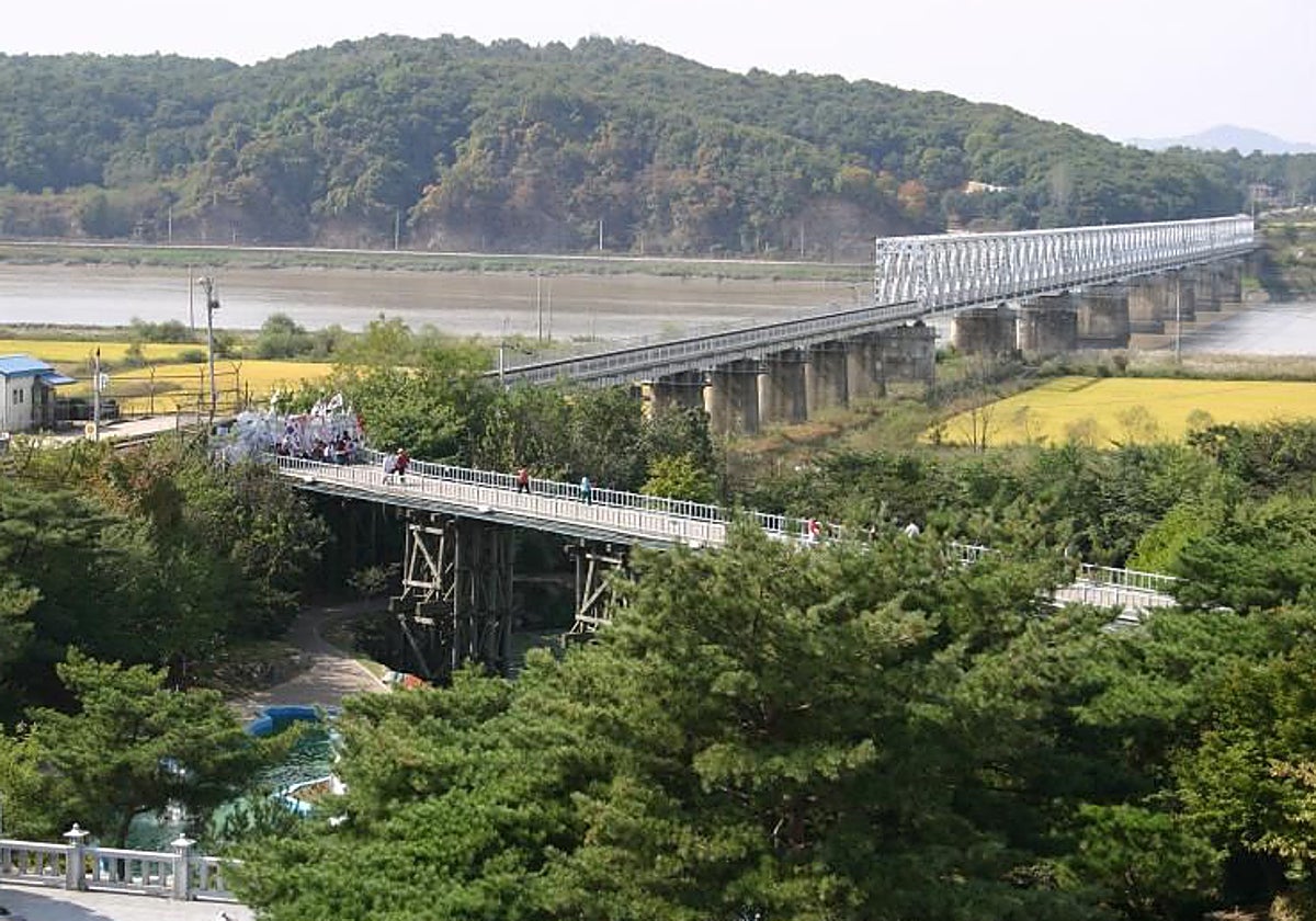 La 'Zona Desmilitarizada' divide a las dos Coreas en el Paralelo 38