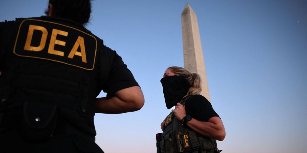Primera noche bajo control federal: Washington despierta con patrullas del FBI, DEA y la Guardia Nacional