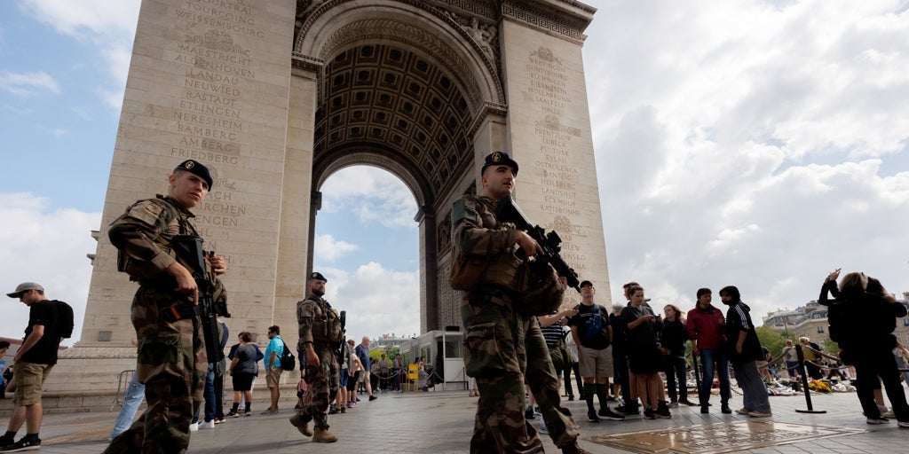 La violencia anticristiana crece en Francia y supera a la antiislamista
