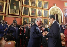 Nicolás Maduro afirma que Cuba y Venezuela deben estar hoy "más unidos que nunca"