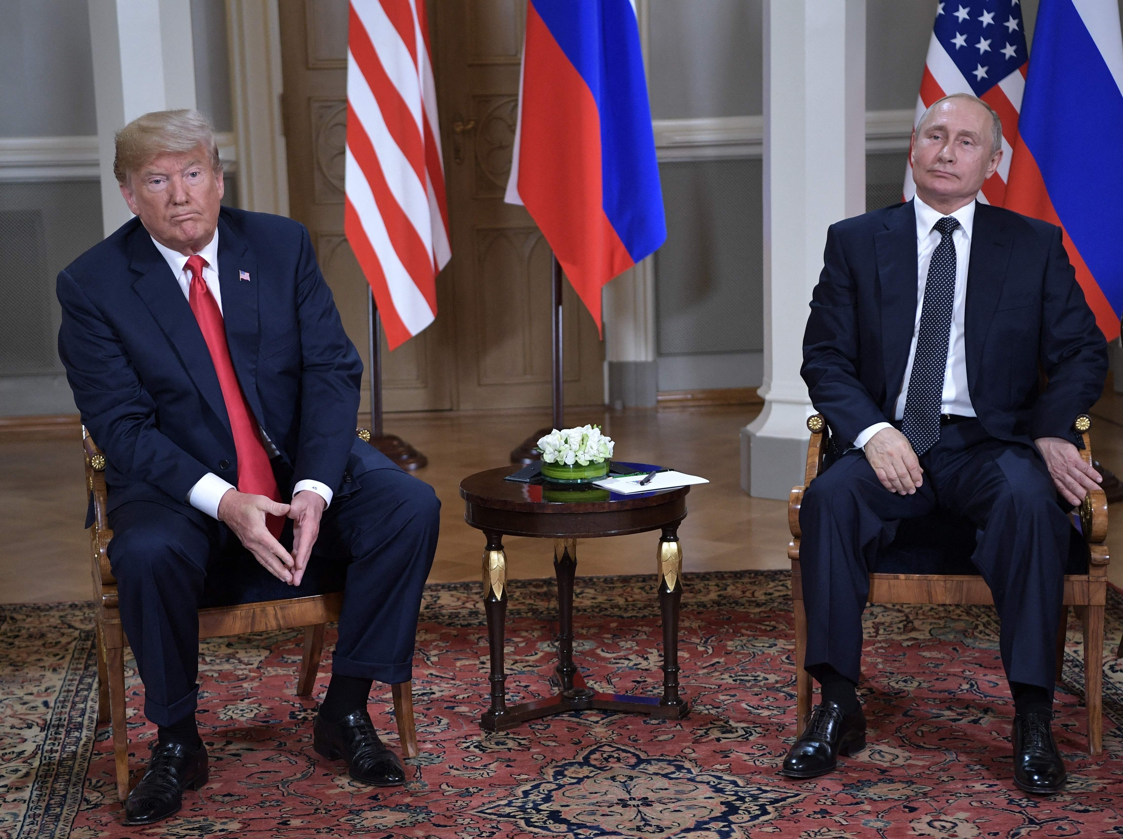 El presidente Donald Trump y su homólogo ruso, Vladímir Putin en una reunión en 2018