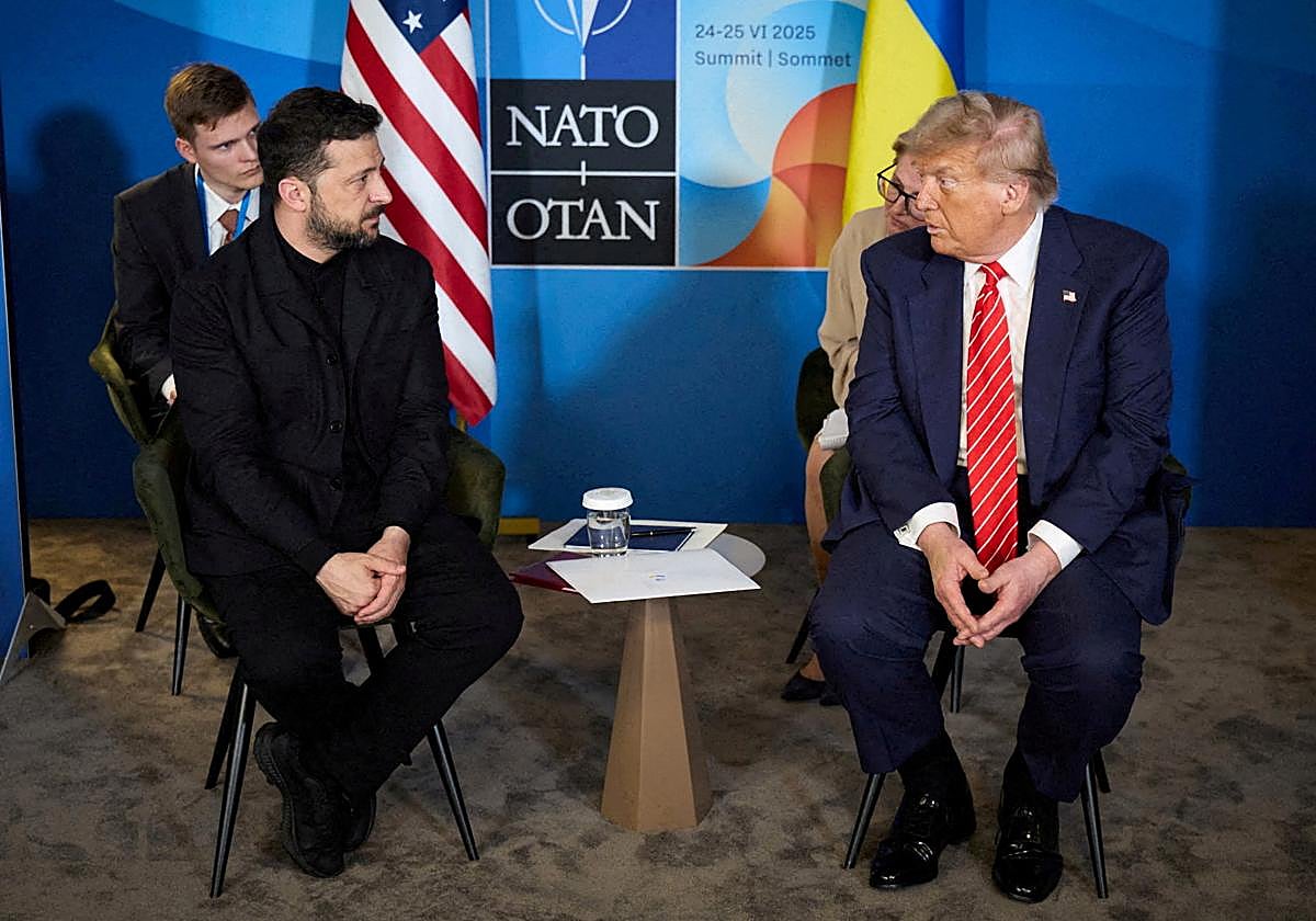 El presidente ucraniano, Volodímir Zelenski, y su homólogo estadounidense, Donald Trump