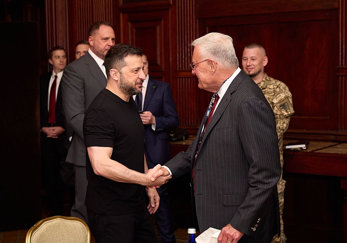 Zelenski se reunió con el general Keith Kellogg, asesor de Donald Trump para Ucrania