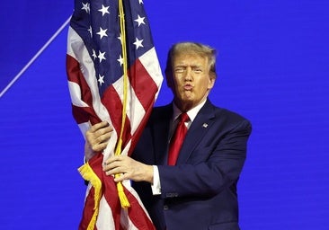 Trump promete cárcel a quienes quemen banderas: «Mucha gente dice que les gustaría un dictador»