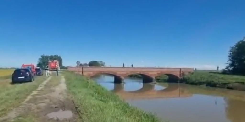 Mueren un hombre y su hija al estrellarse su ultraligero en Italia