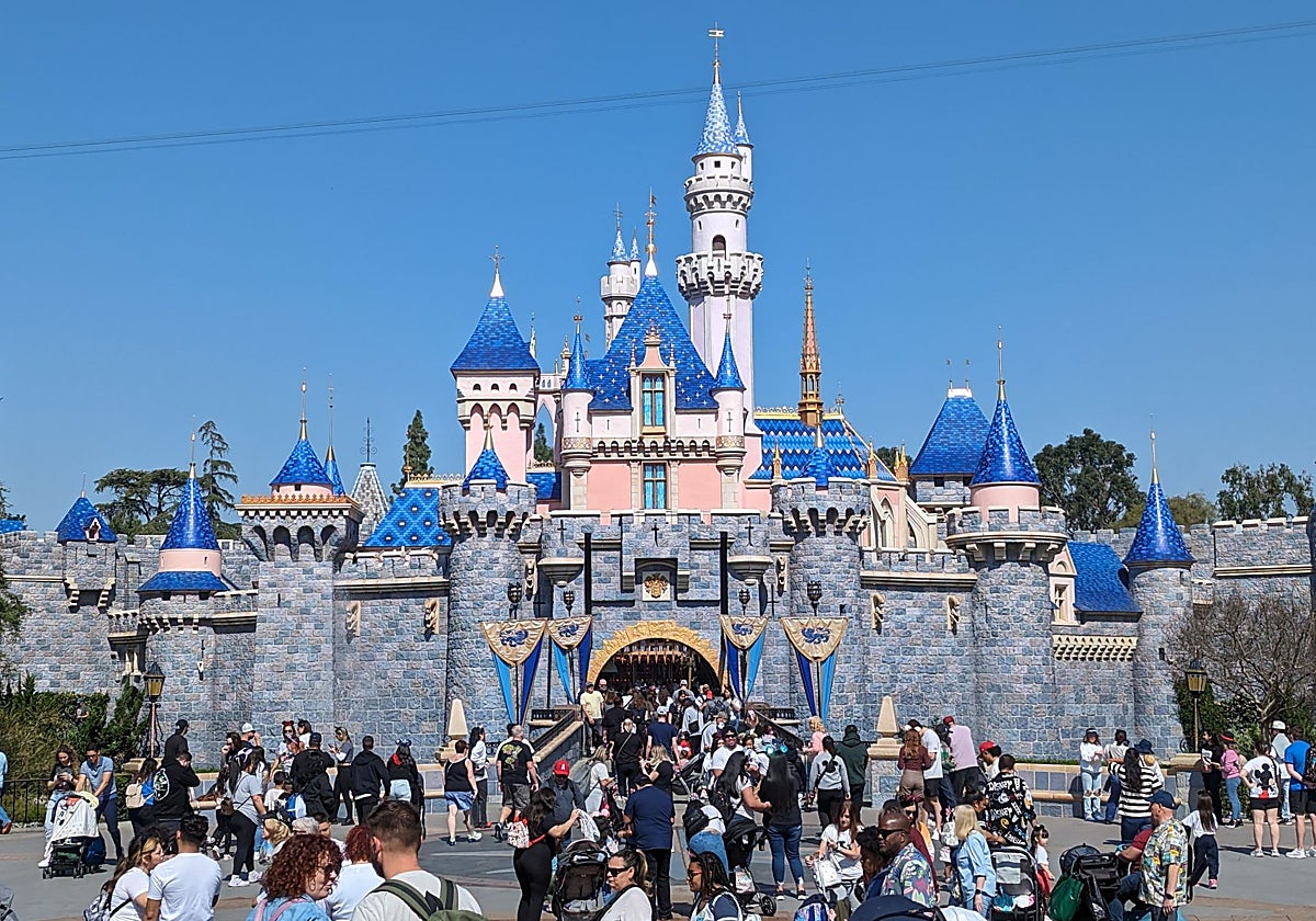 Muere un turista de 53 años en una atracción de Disneyland