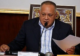 Diosdado Cabello amenaza a María Corina Machado tras la destrucción de la narcolancha y Washington responde
