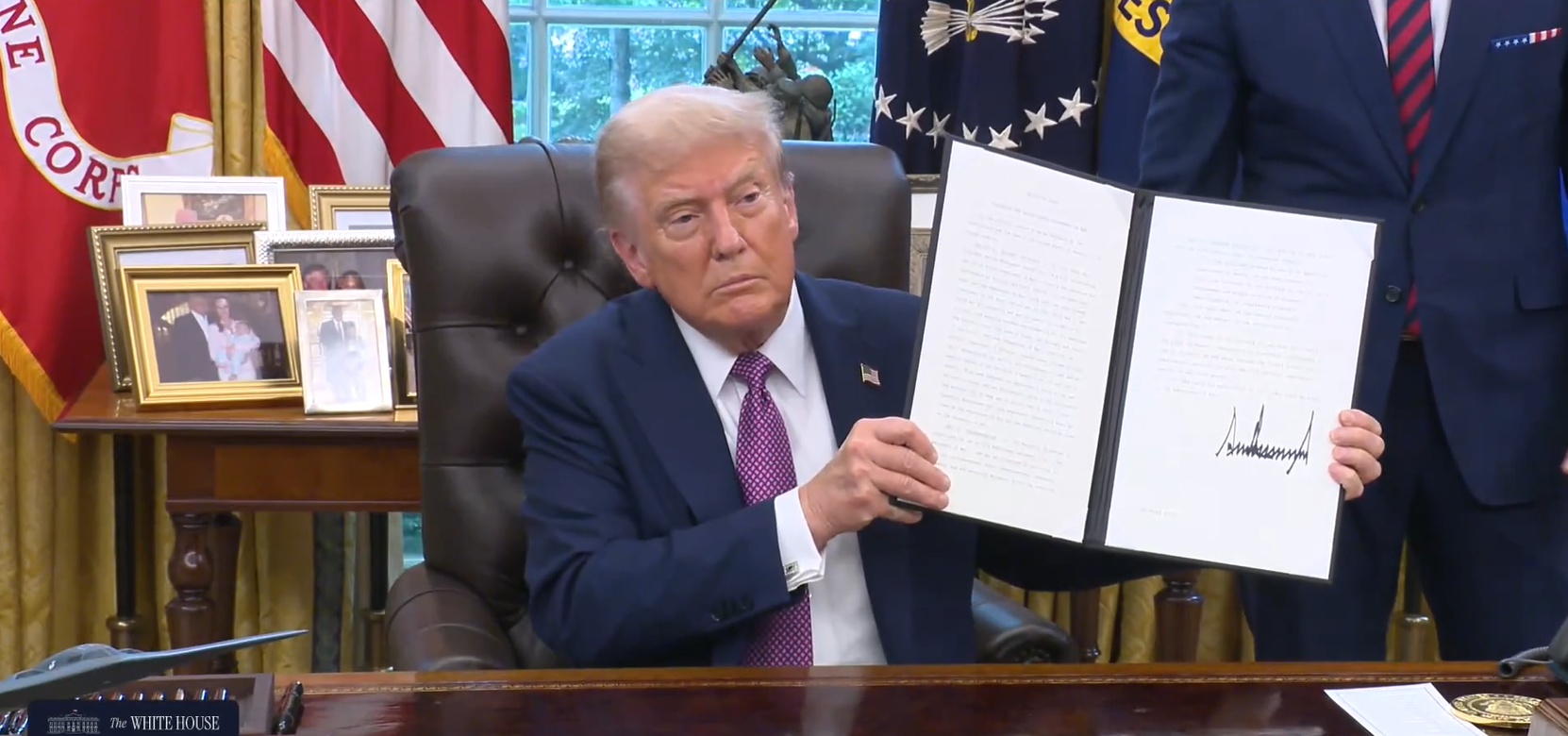 Trump le cambia el nombre al Pentágono: «Departamento de la Guerra»