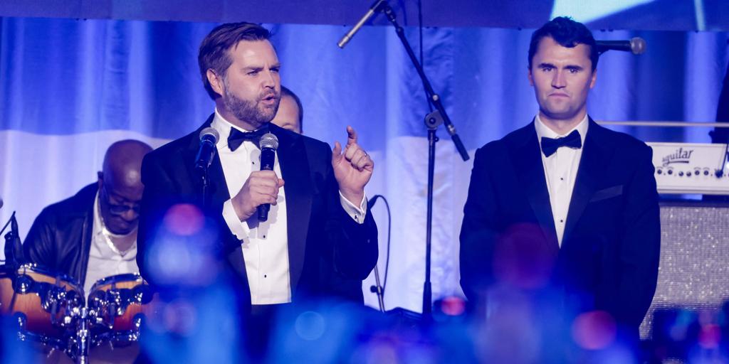 La emotiva despedida de JD Vance a su «amigo» Charlie Kirk: «Corriste una buena carrera»