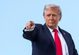 Trump defiende a Bolsonaro tras su condena en Brasil y dice que es perseguido como él