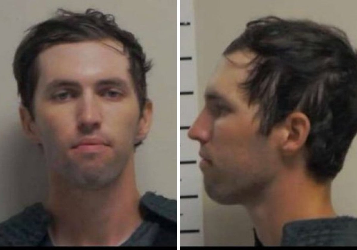 Tyler Robinson, tras ser detenido