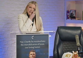 La mujer de Charlie Kirk promete seguir con su legado tras su asesinato: «Llevará la corona de mártir»