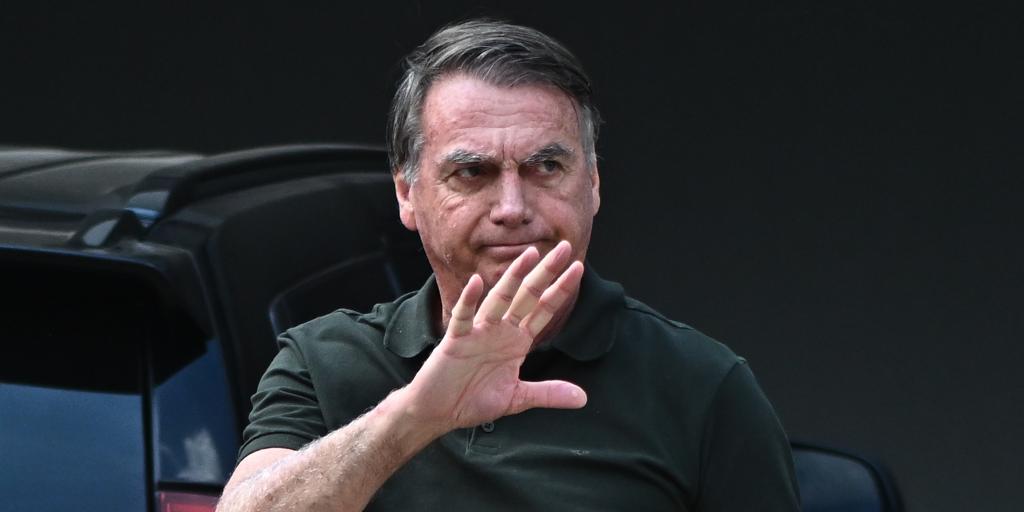 Bolsonaro, ingresado en el hospital tras «sentirse mal» en su prisión domiciliaria
