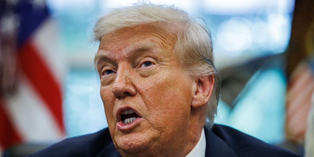 Trump descertifica a Colombia en la lucha antidroga por primera vez en tres décadas