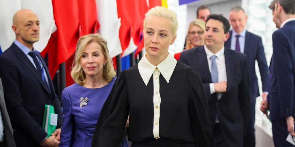 La viuda del opositor ruso Aléxei Navalni asegura que su marido murió envenenado