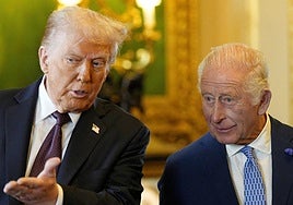 Trump aterriza en Windsor para su segunda visita de Estado con honores militares y saludo real